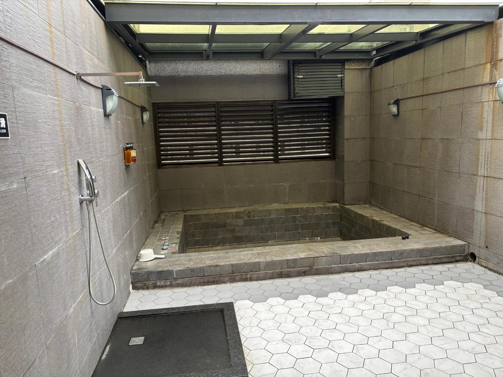 Ya Nold Hot Spring Hotel เจียวซี ภายนอก รูปภาพ